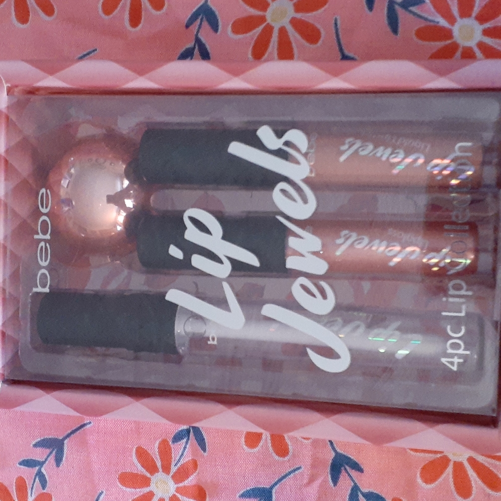 Beauty Bundle - Picture 2 of 3